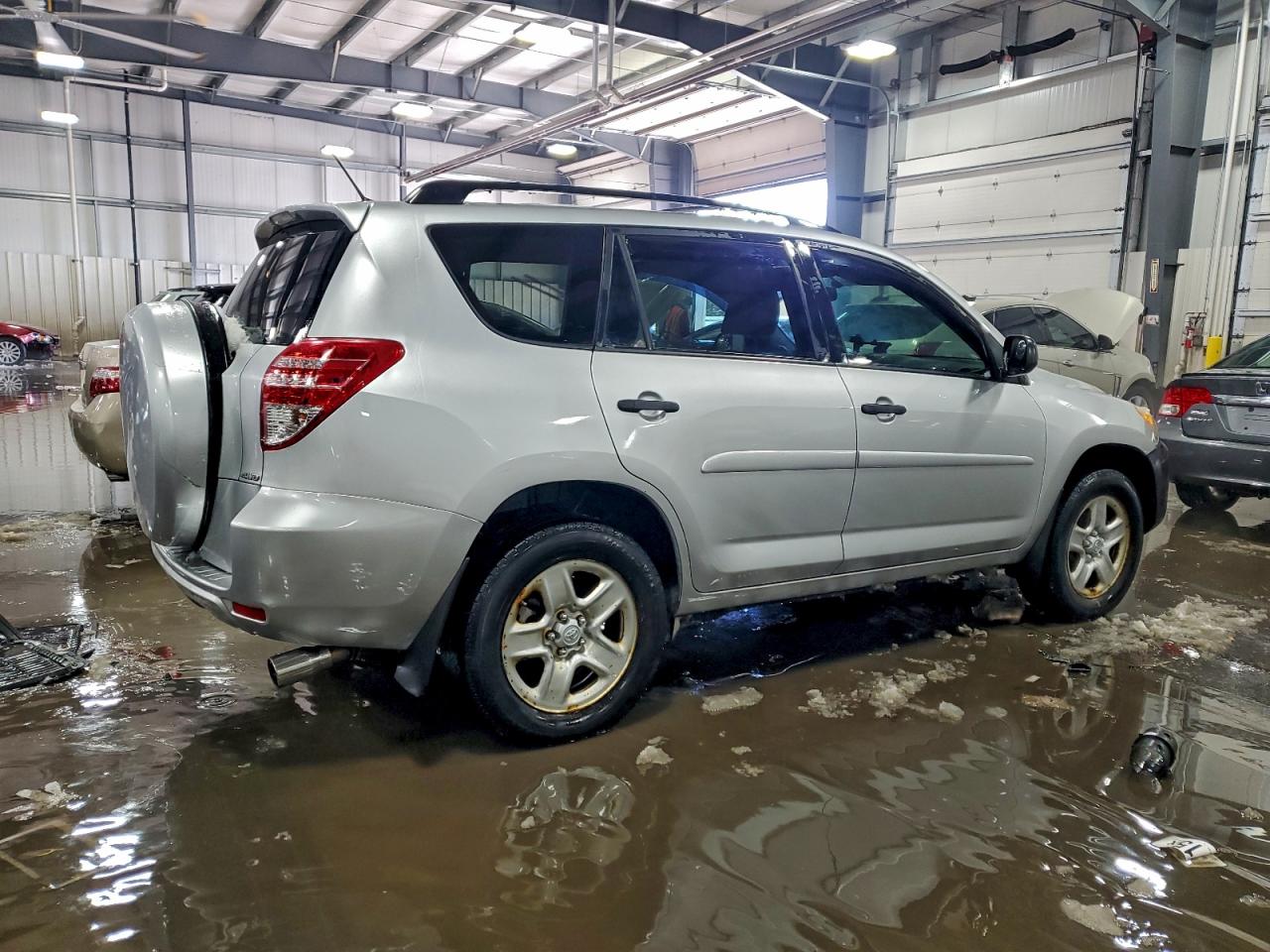 2009 TOYOTA RAV4 photo 3