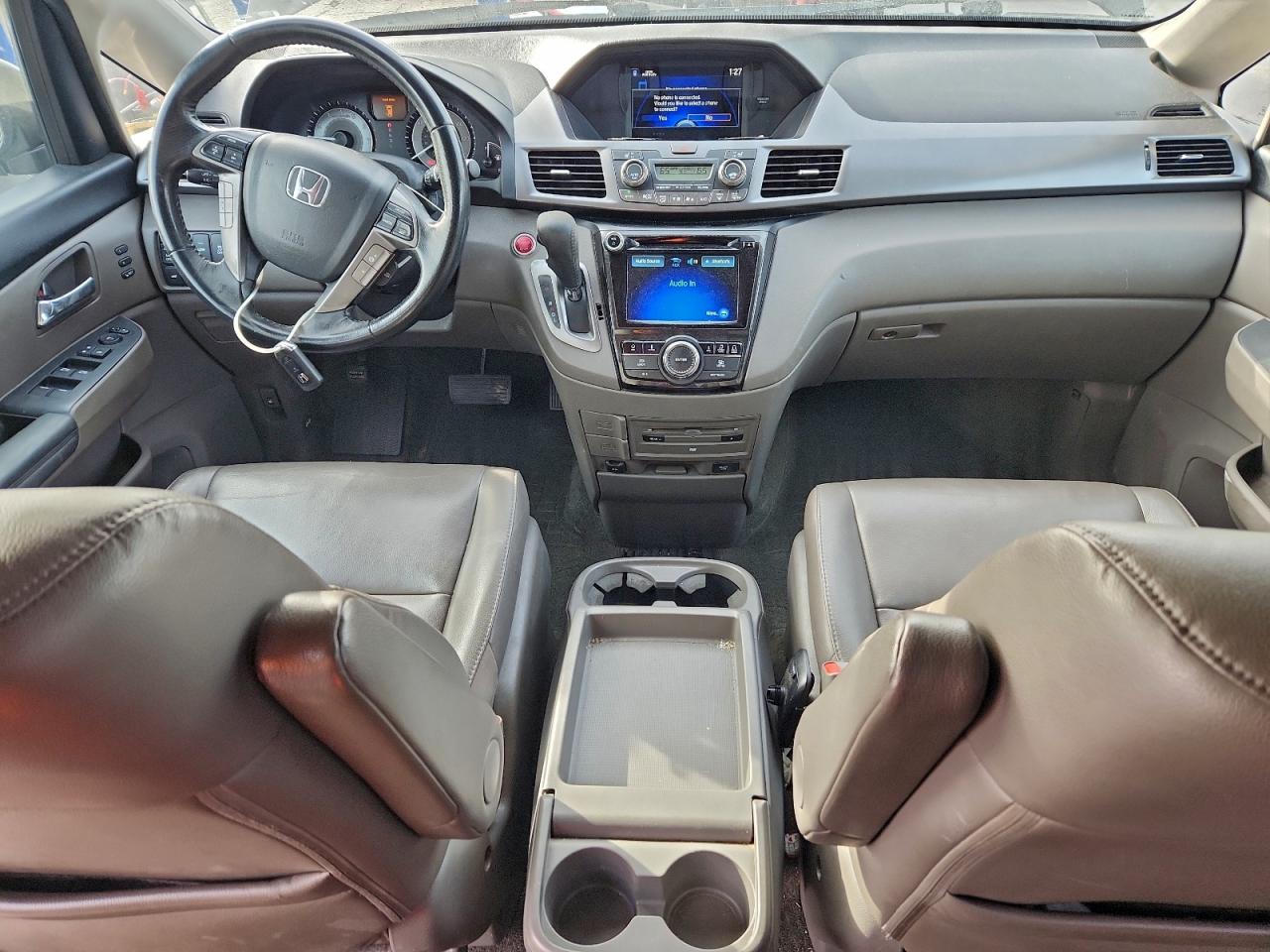 2014 HONDA ODYSSEY TOURING photo 8