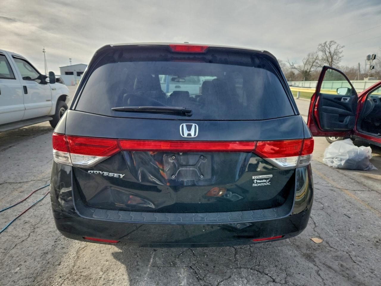 2014 HONDA ODYSSEY TOURING photo 6