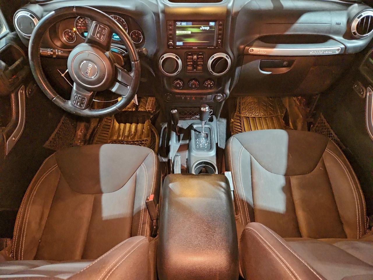 2015 JEEP WRANGLER UNLIMITED SAHARA photo 8