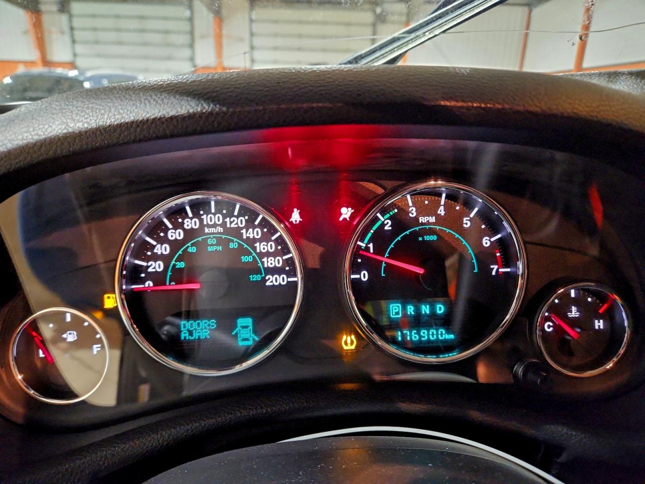 2015 JEEP WRANGLER UNLIMITED SAHARA photo 9
