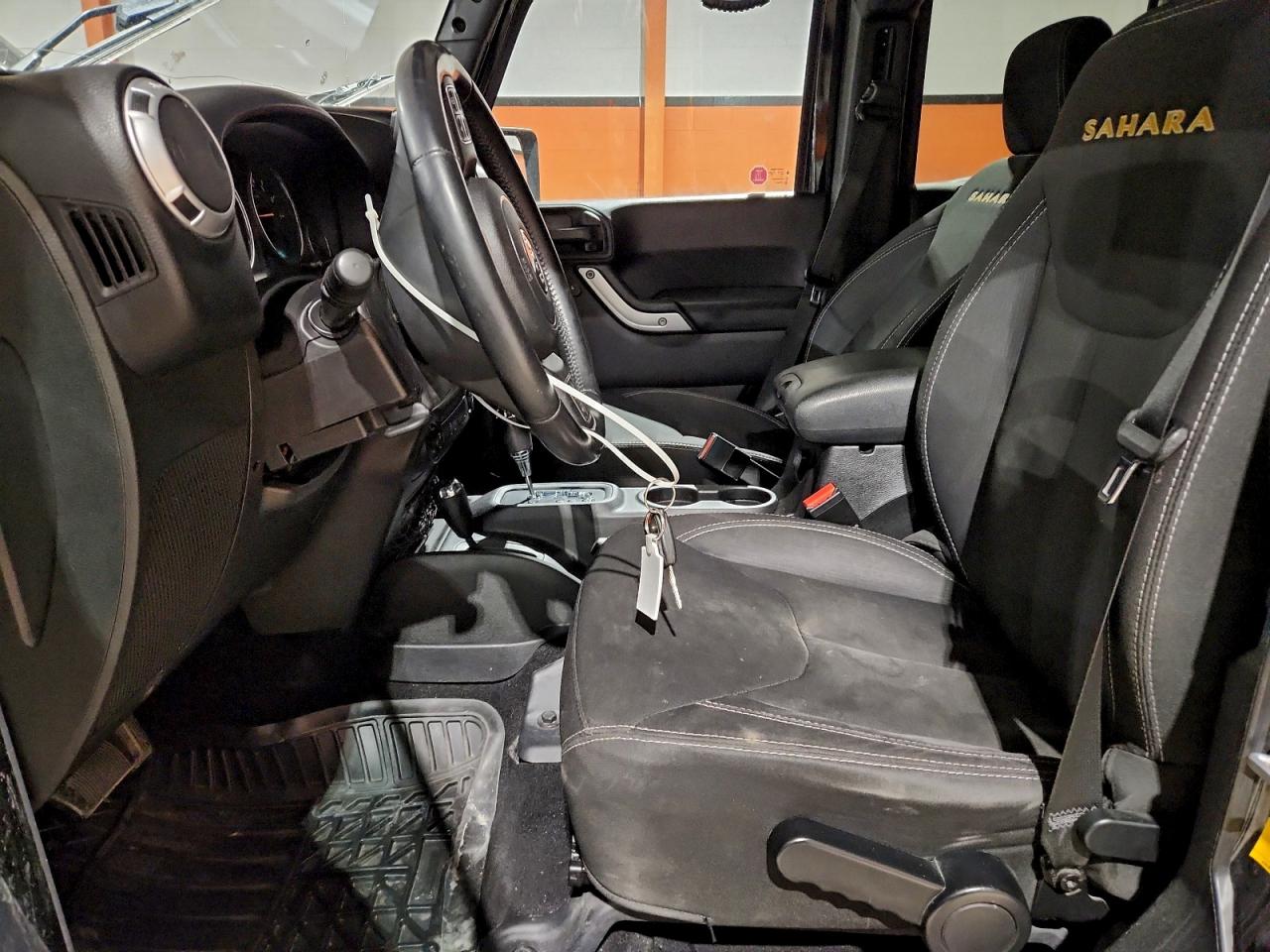 2015 JEEP WRANGLER UNLIMITED SAHARA photo 7