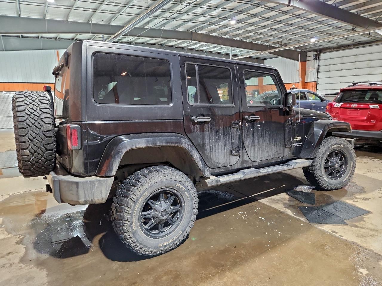 2015 JEEP WRANGLER UNLIMITED SAHARA photo 3