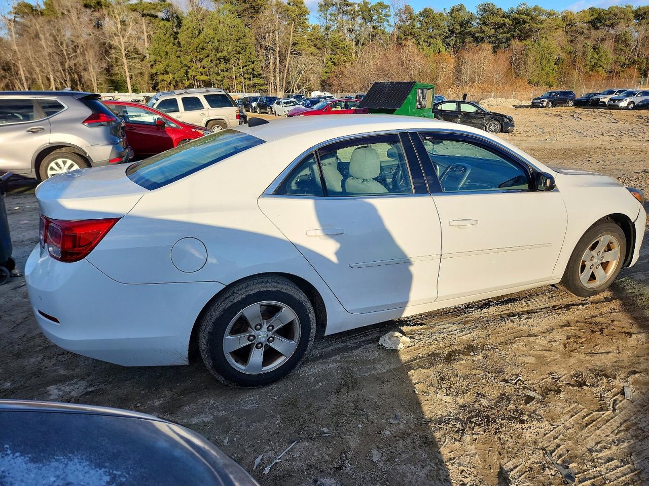 2014 CHEVROLET MALIBU LS photo 3