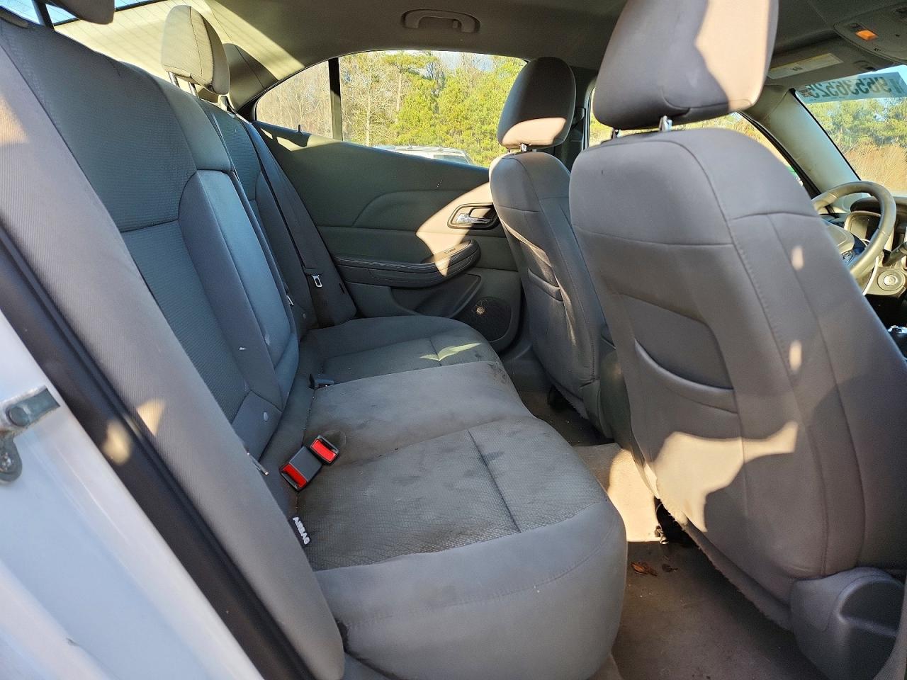 2014 CHEVROLET MALIBU LS photo 10