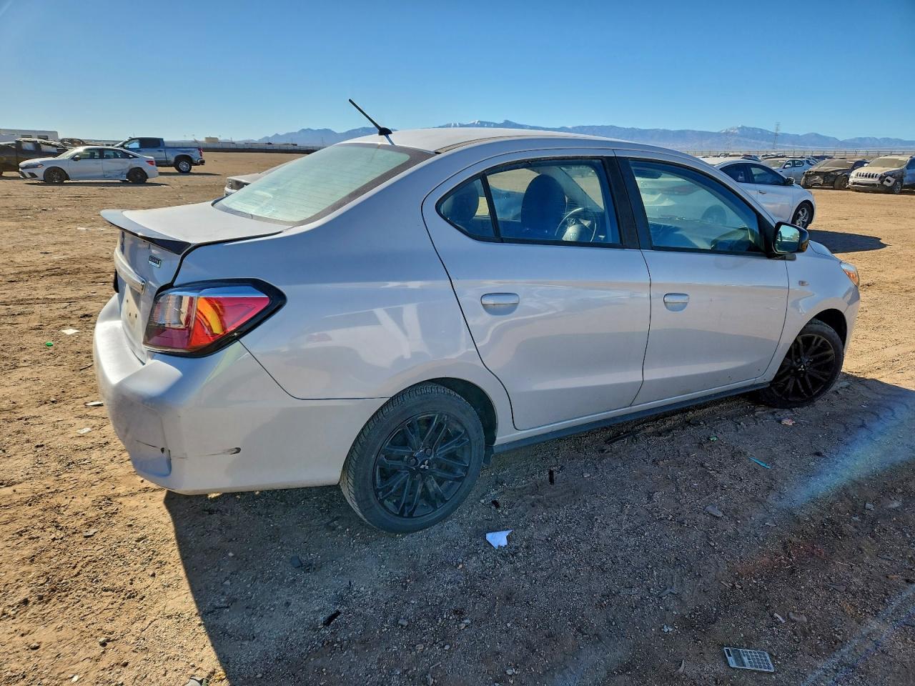 2022 MITSUBISHI MIRAGE G4 ES photo 3
