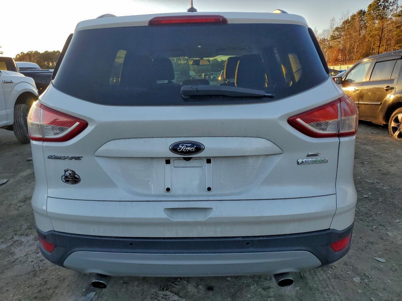 2014 FORD ESCAPE SE photo 6
