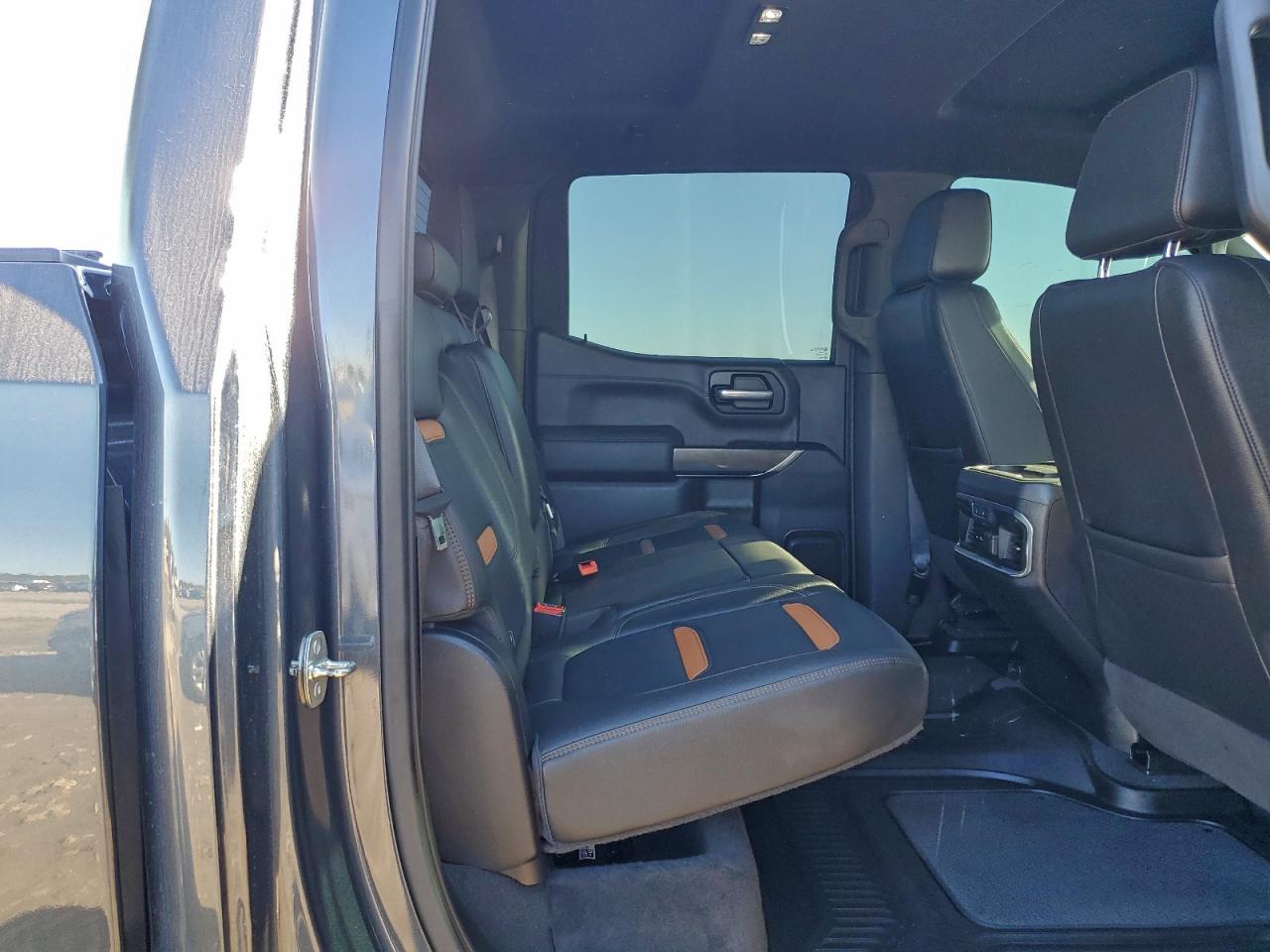 2021 GMC SIERRA K1500 AT4 photo 10