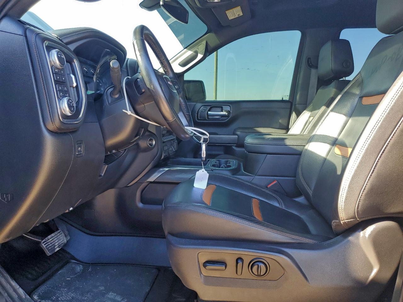 2021 GMC SIERRA K1500 AT4 photo 7