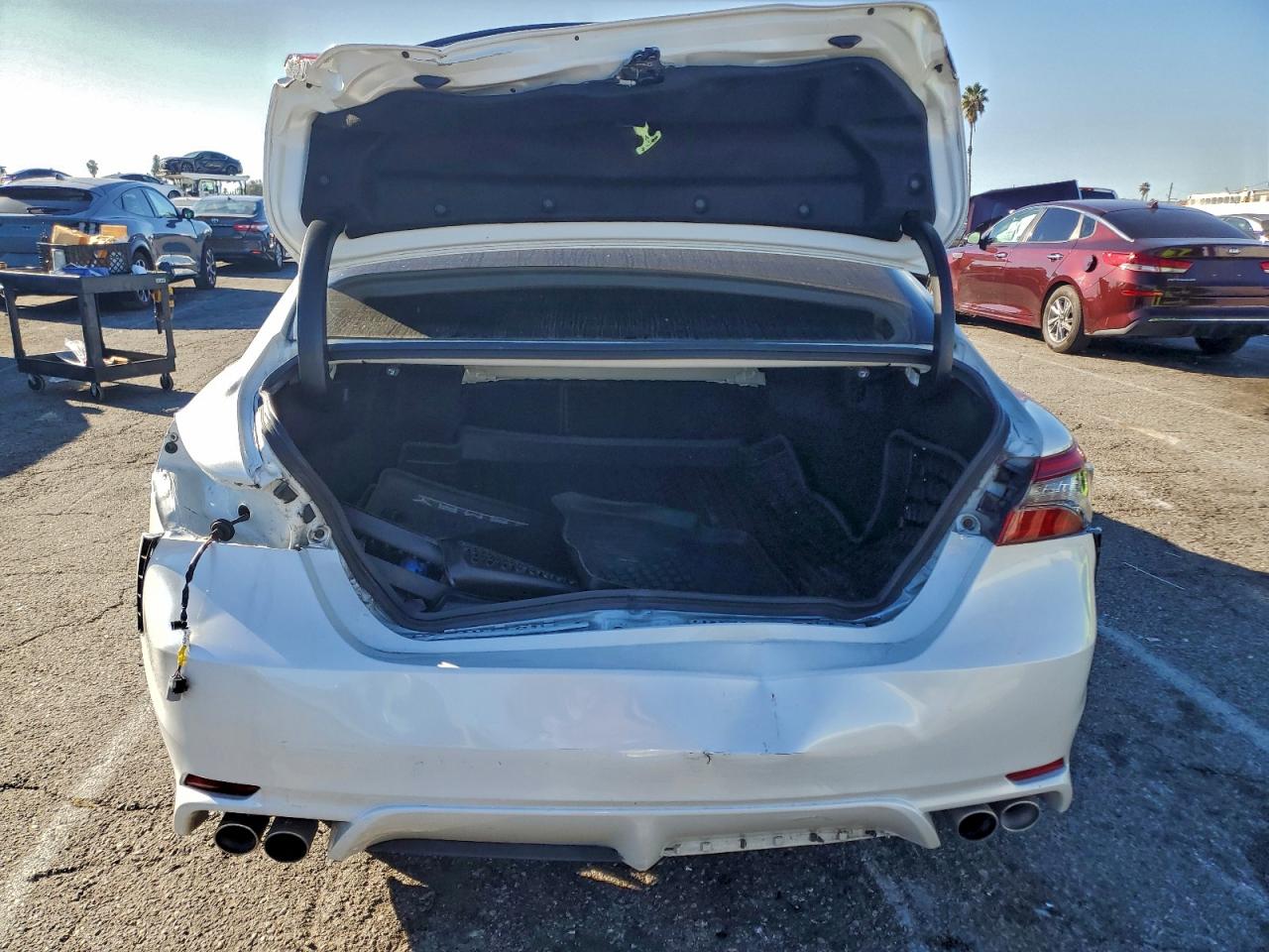 2021 TOYOTA CAMRY XSE photo 6
