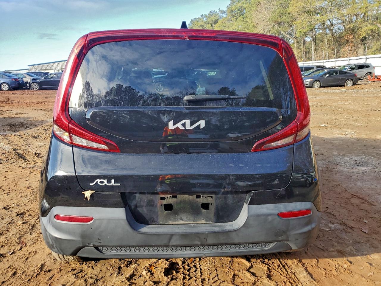 2022 KIA SOUL LX photo 6