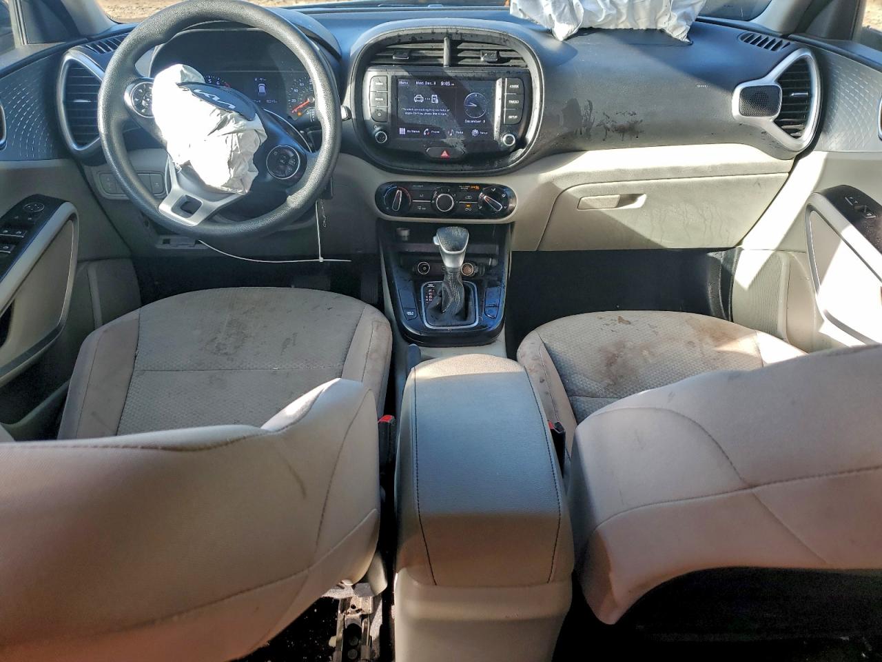 2022 KIA SOUL LX photo 8