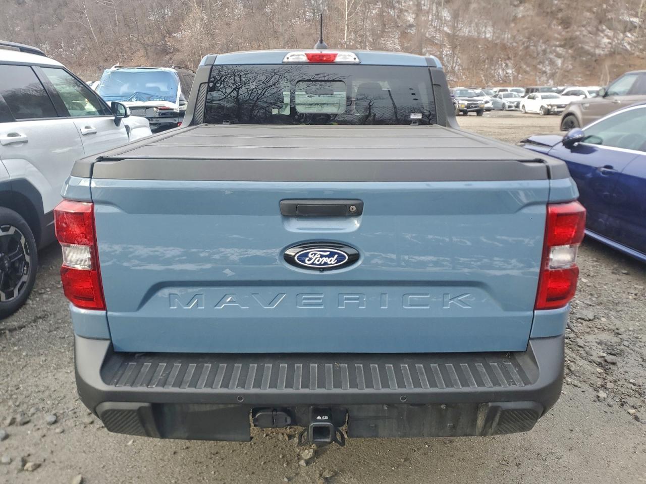 2025 FORD MAVERICK LARIAT photo 21