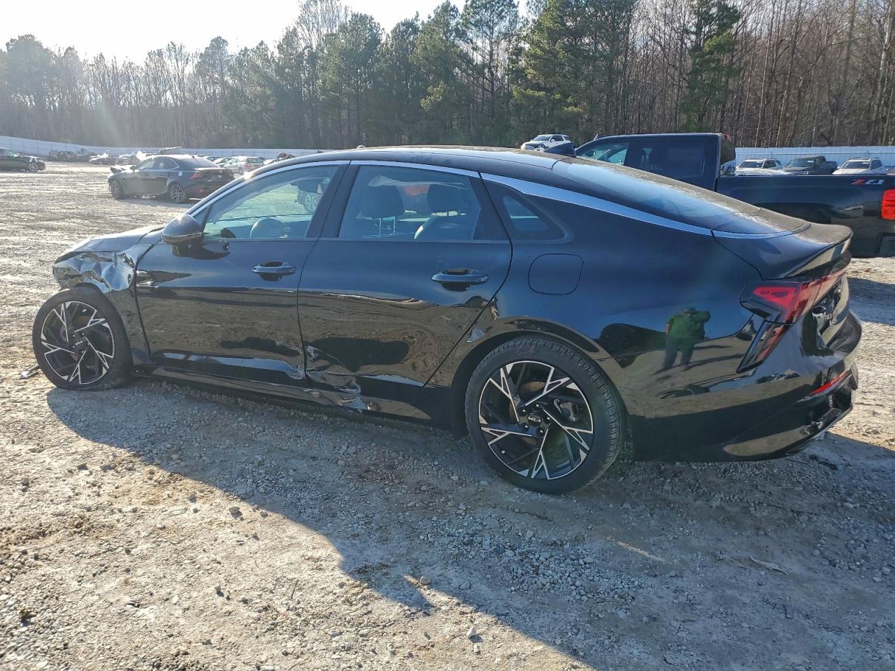 2025 KIA K5 GT LINE photo 2