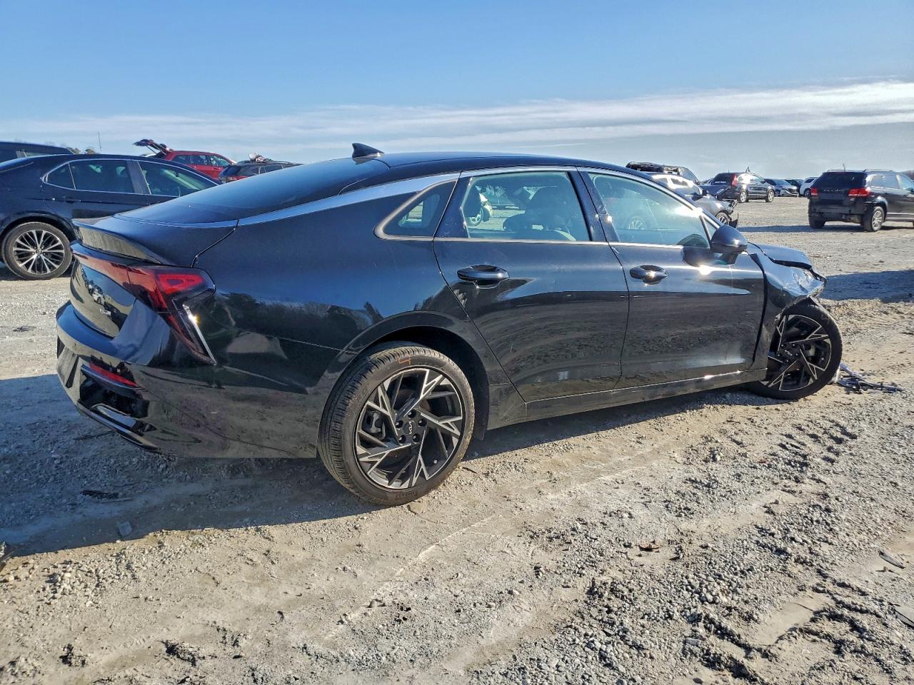2025 KIA K5 GT LINE photo 3