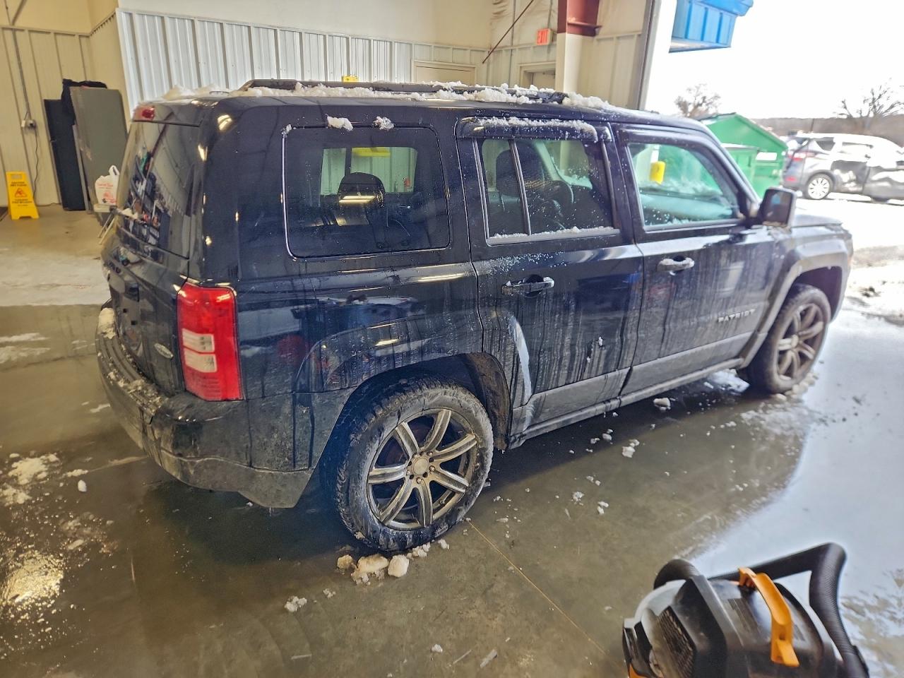 2014 JEEP PATRIOT LATITUDE photo 3