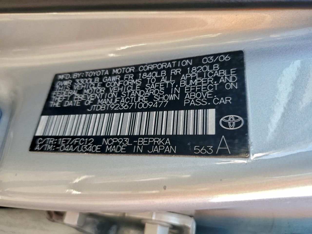 2007 TOYOTA YARIS photo 12