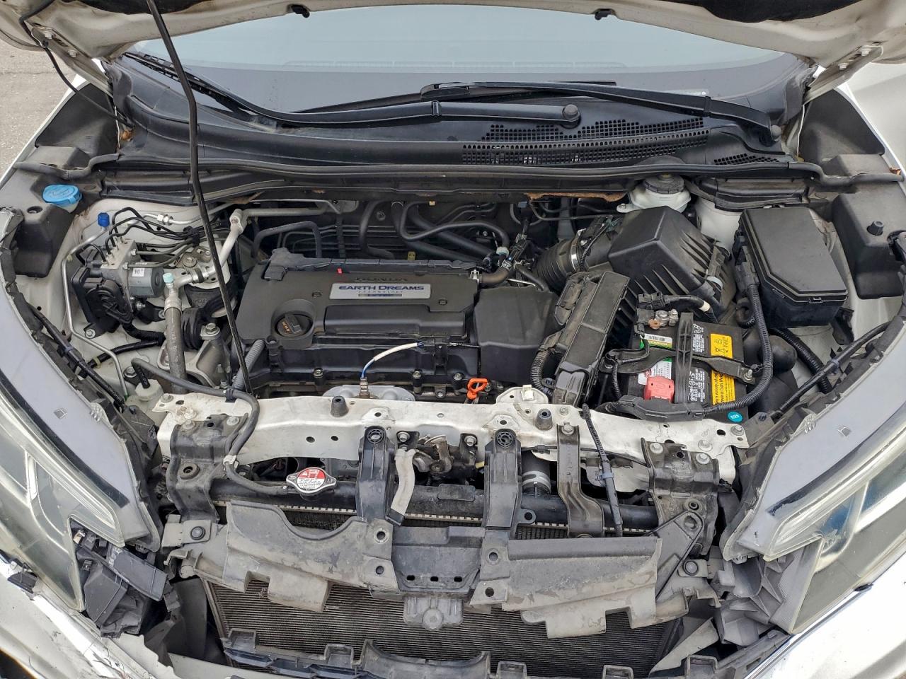 2015 HONDA CR-V LX photo 11