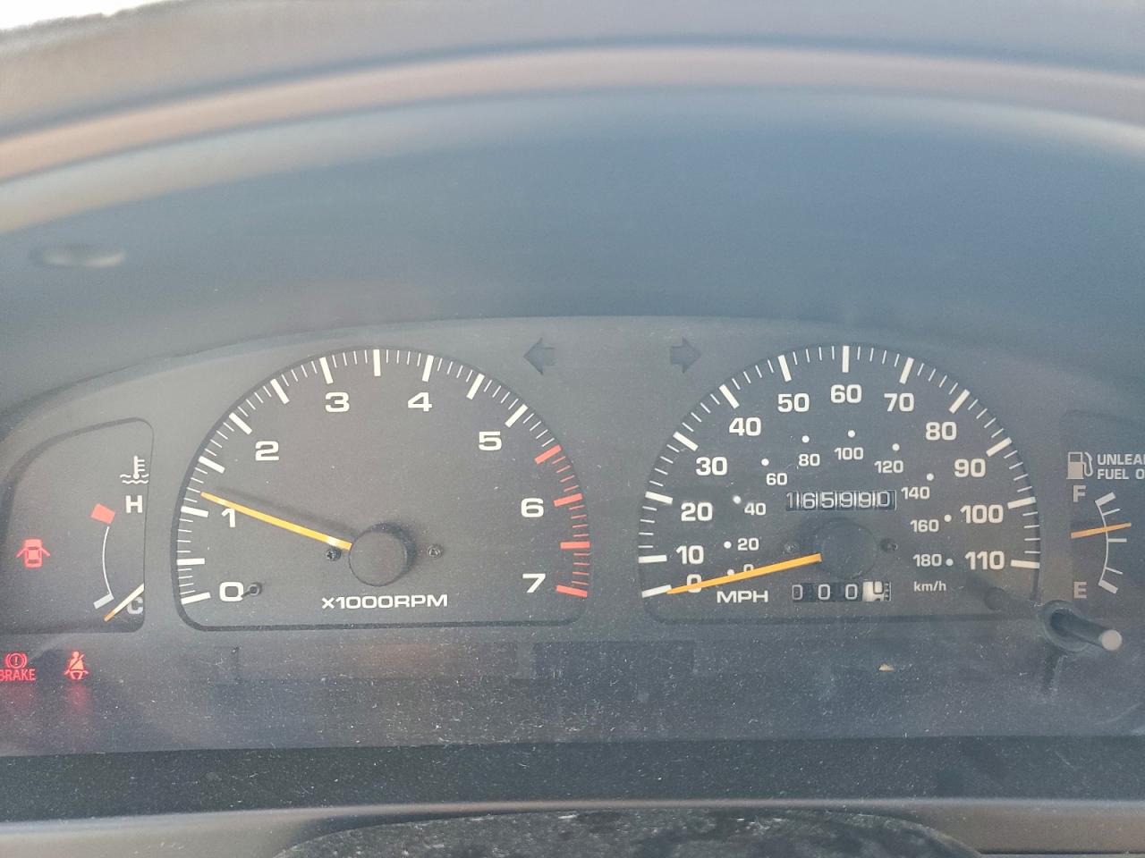 1997 TOYOTA 4RUNNER SR5 photo 9