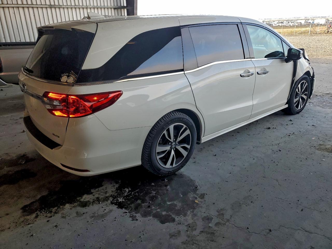 2019 HONDA ODYSSEY ELITE photo 3