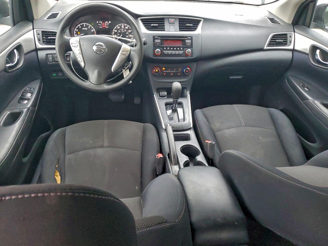 2016 NISSAN SENTRA S photo 8