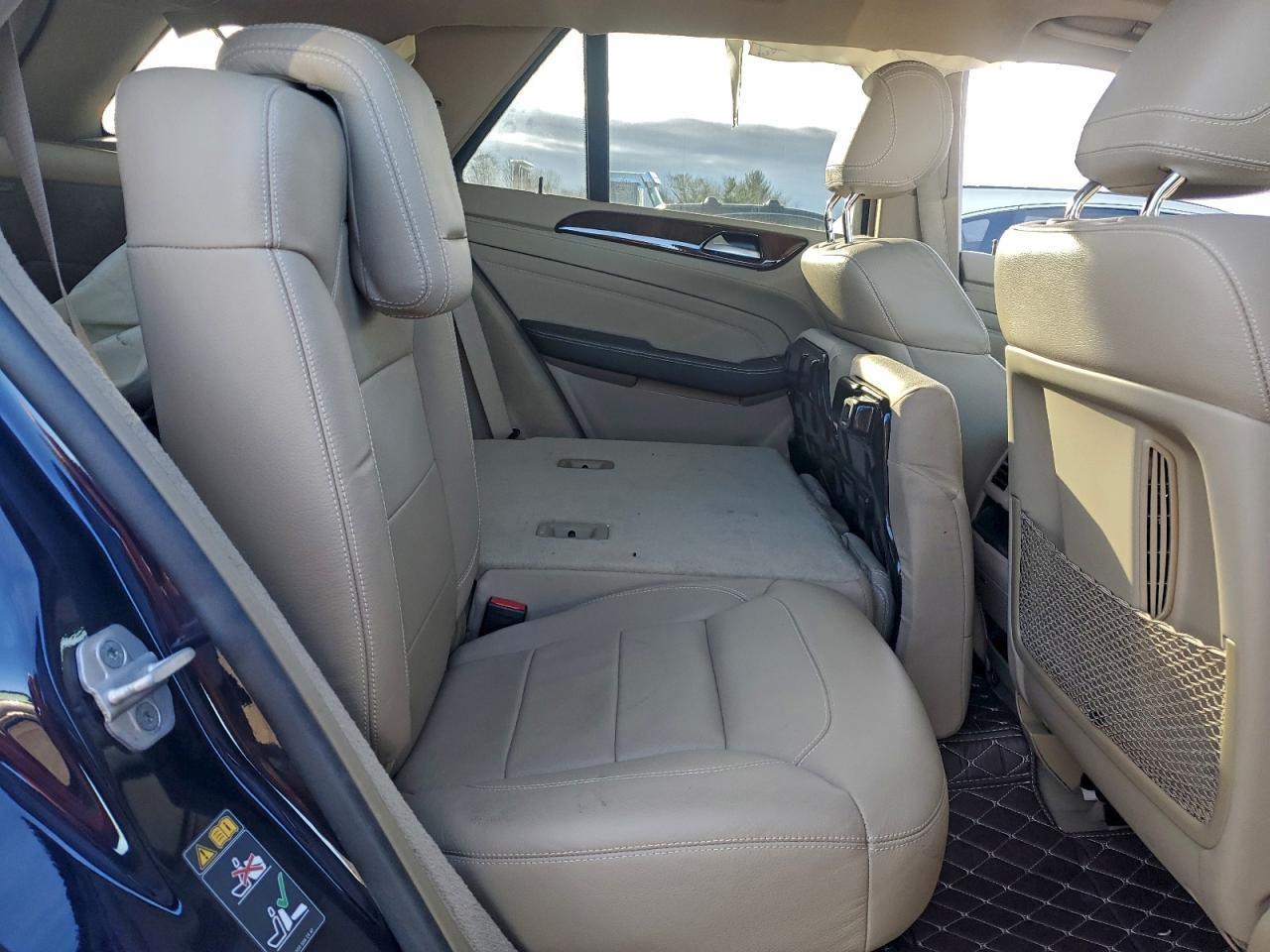 2015 MERCEDES-BENZ ML 400 4MATIC photo 11
