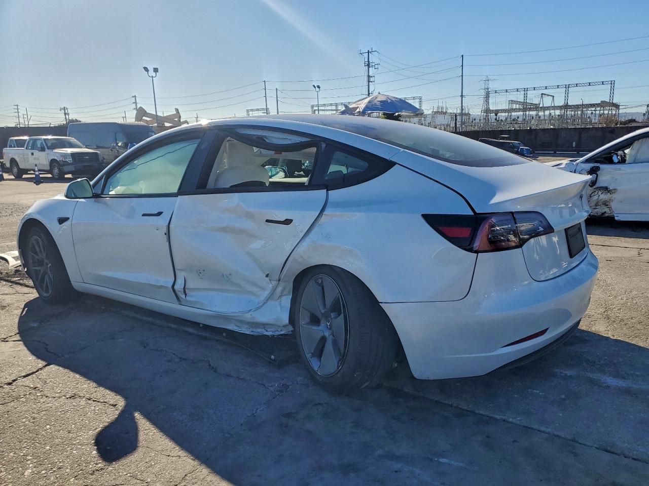 2023 TESLA MODEL 3 photo 2