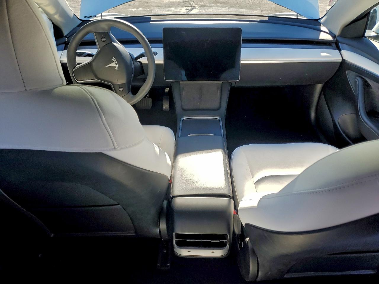 2023 TESLA MODEL 3 photo 8