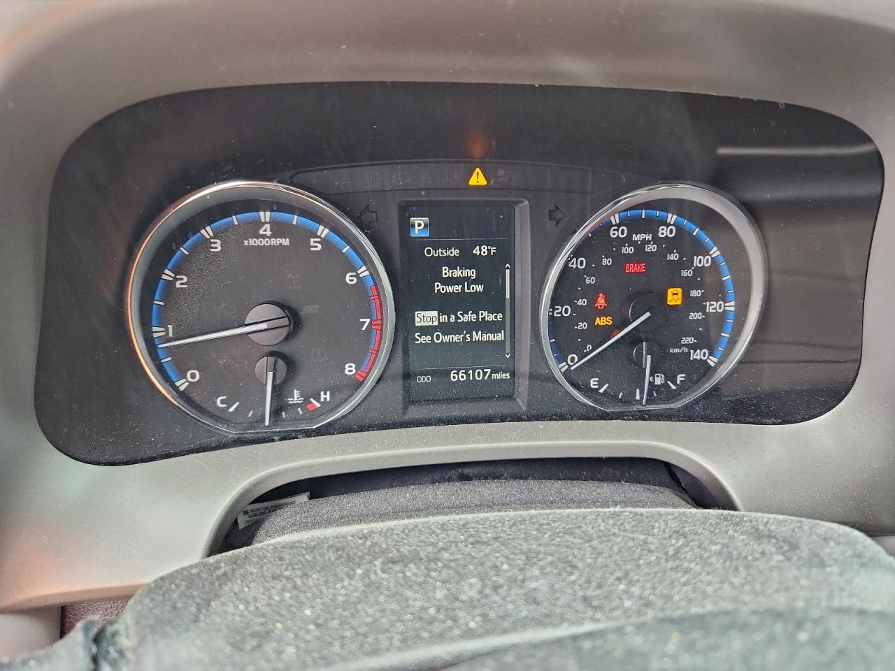 2016 TOYOTA RAV4 XLE photo 17