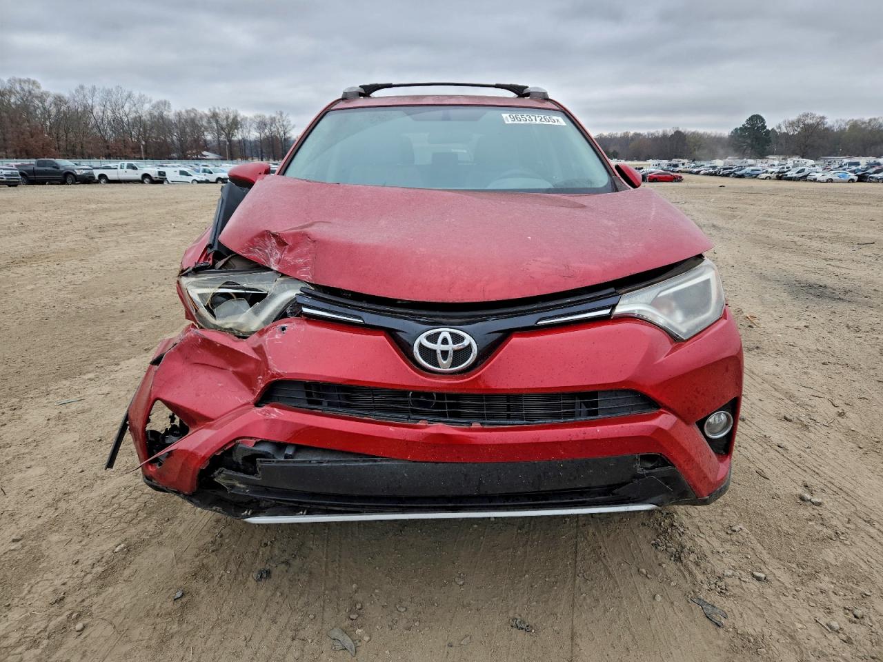 2016 TOYOTA RAV4 XLE photo 9