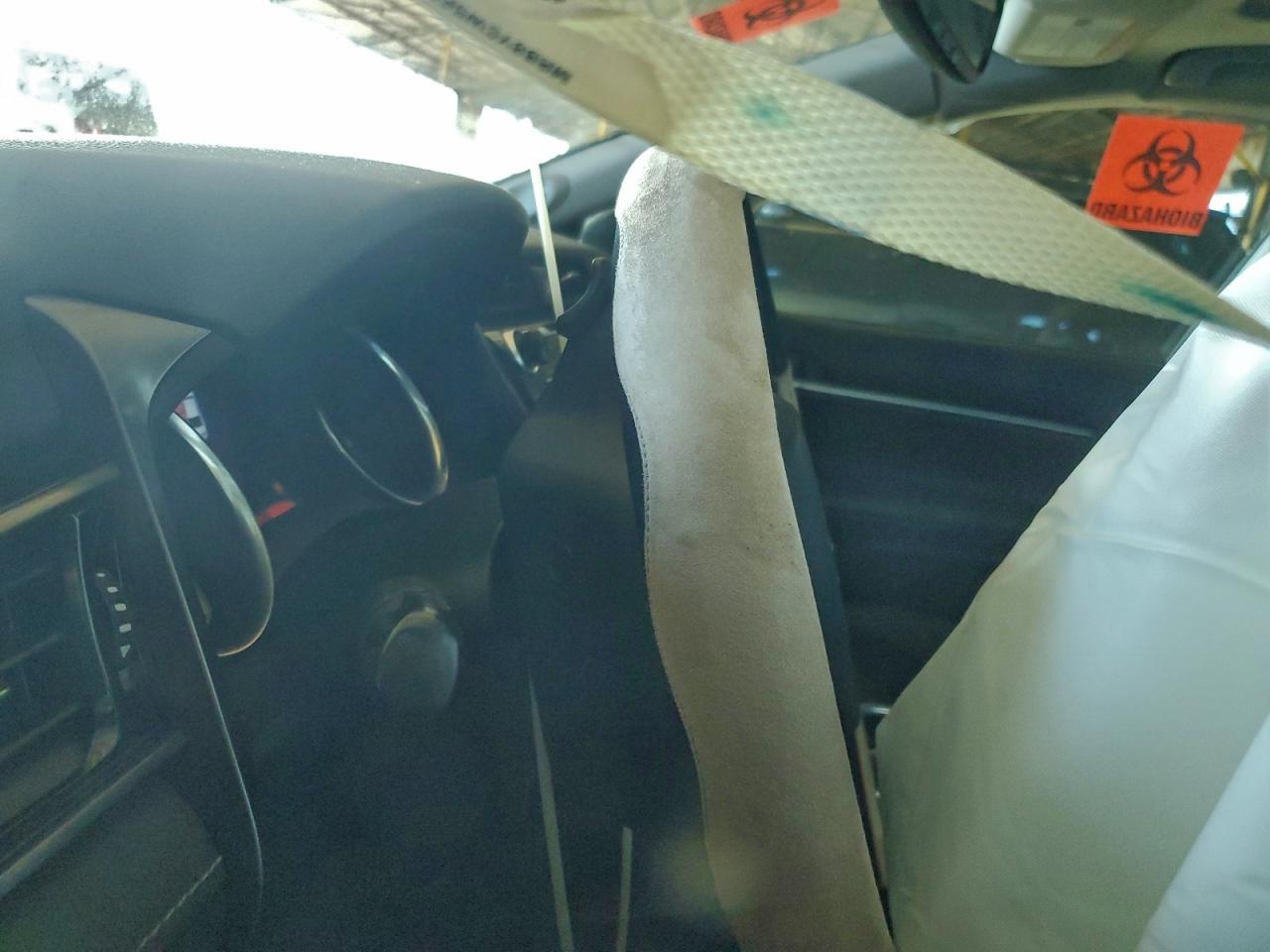 2019 TOYOTA CAMRY XSE photo 9