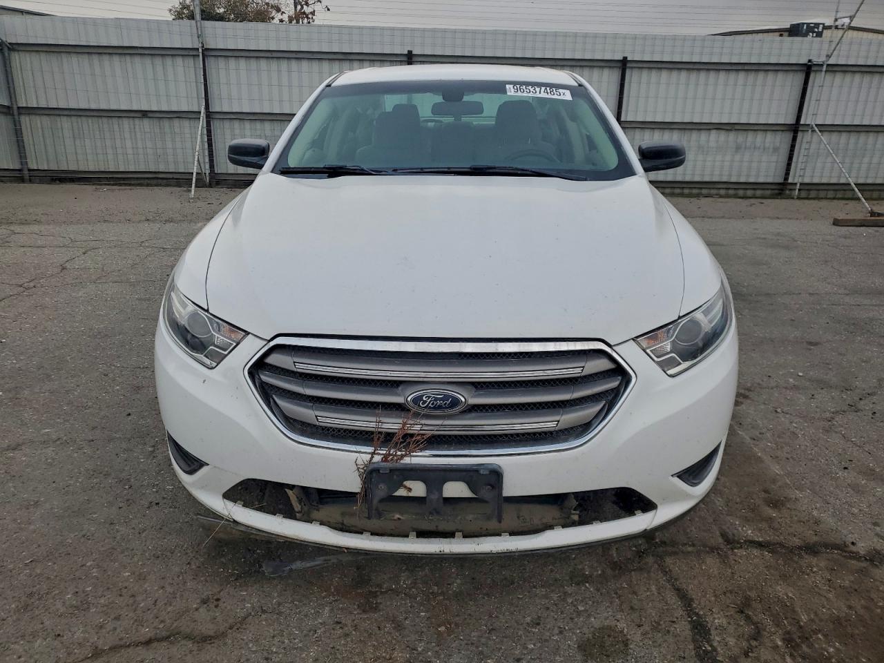 2018 FORD TAURUS SE photo 5