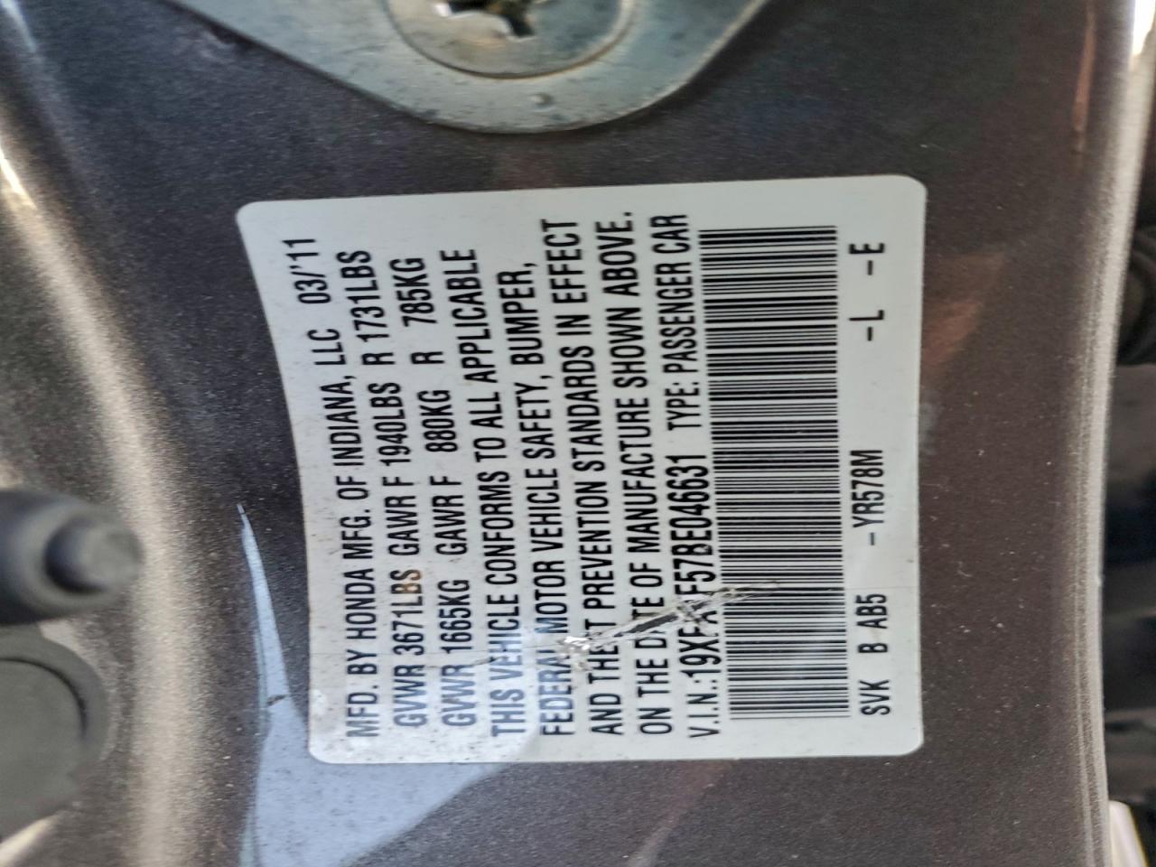 2011 HONDA CIVIC LX photo 12