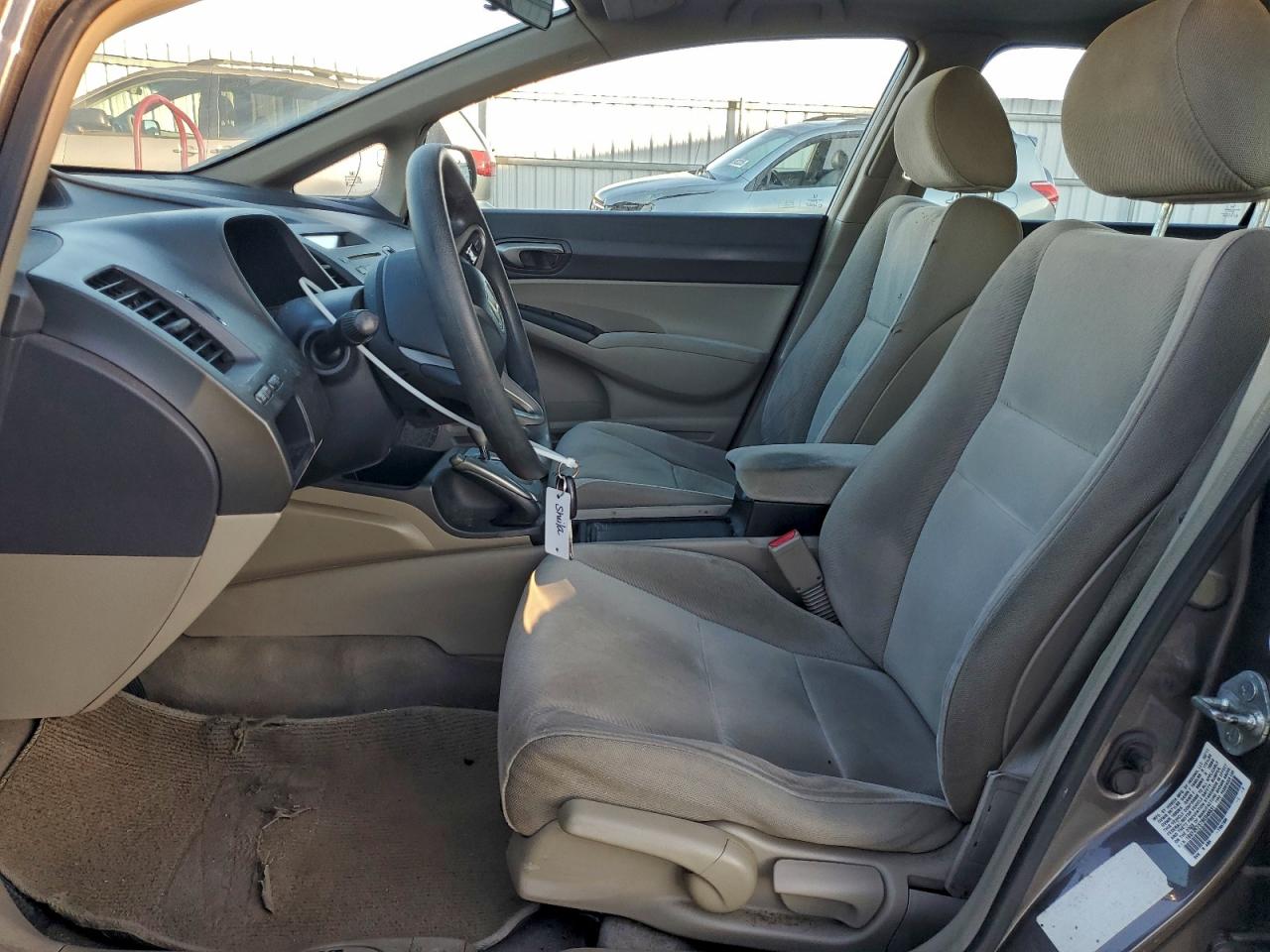 2011 HONDA CIVIC LX photo 7
