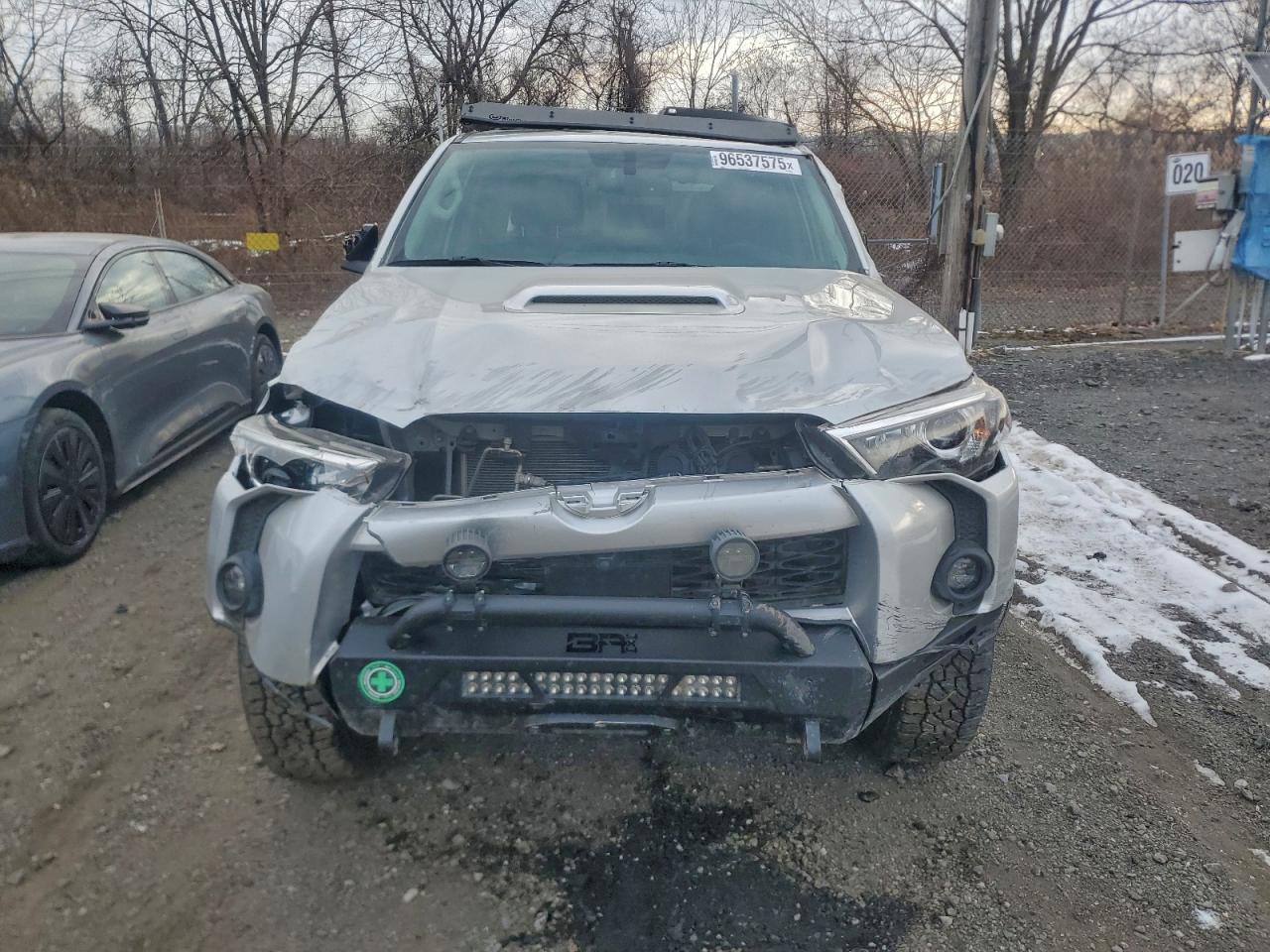 2022 TOYOTA 4RUNNER SR5 PREMIUM photo 5
