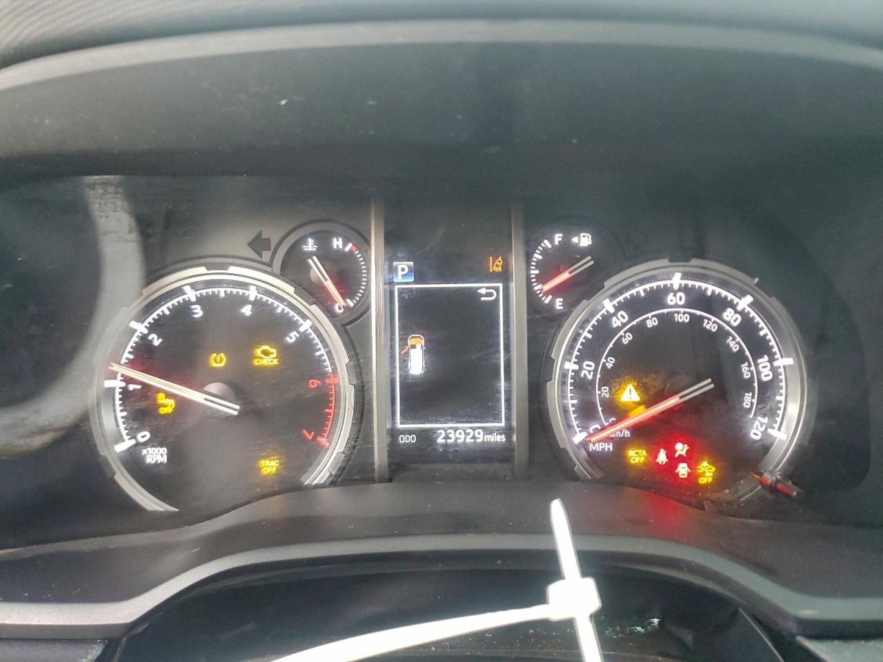 2022 TOYOTA 4RUNNER SR5 PREMIUM photo 9
