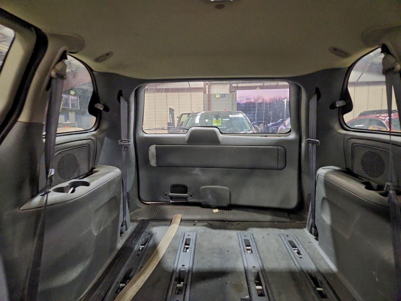 2005 CHRYSLER TOWN & COUNTRY photo 19
