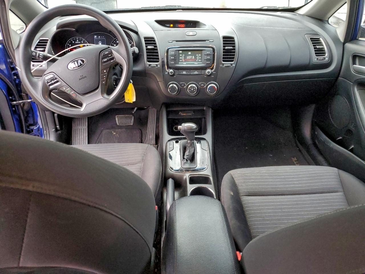 2017 KIA FORTE LX photo 8