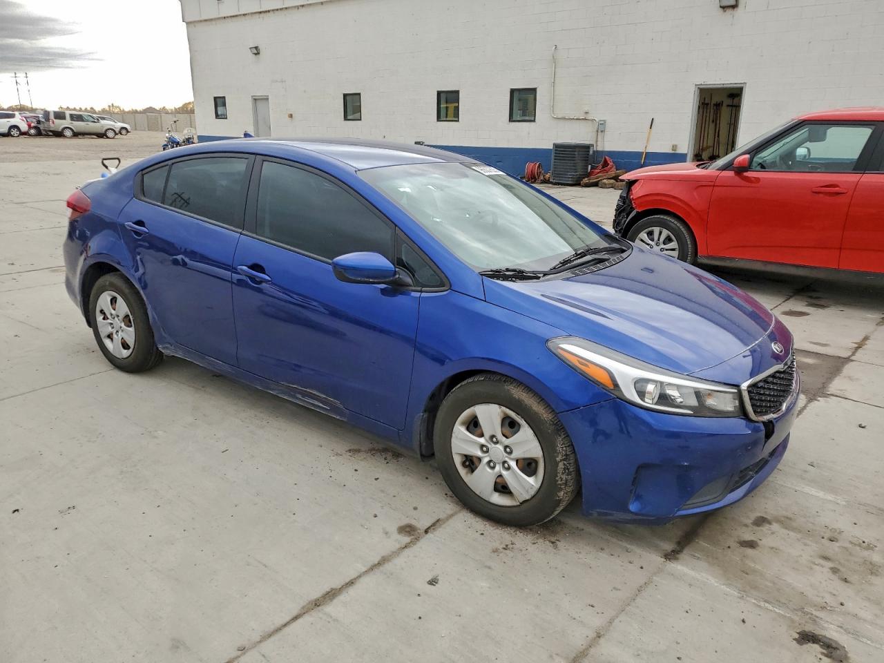 2017 KIA FORTE LX photo 4