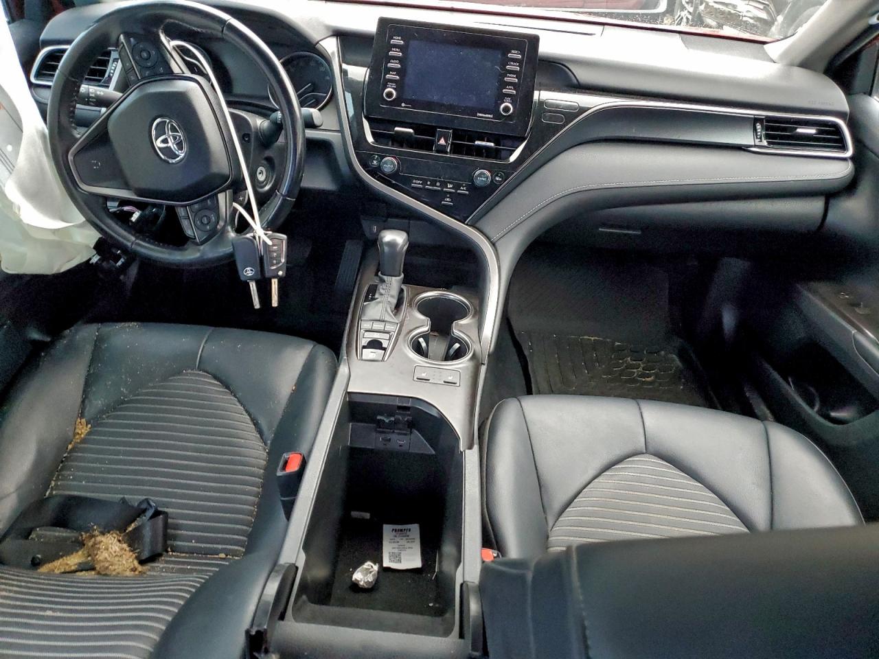 2022 TOYOTA CAMRY SE photo 8