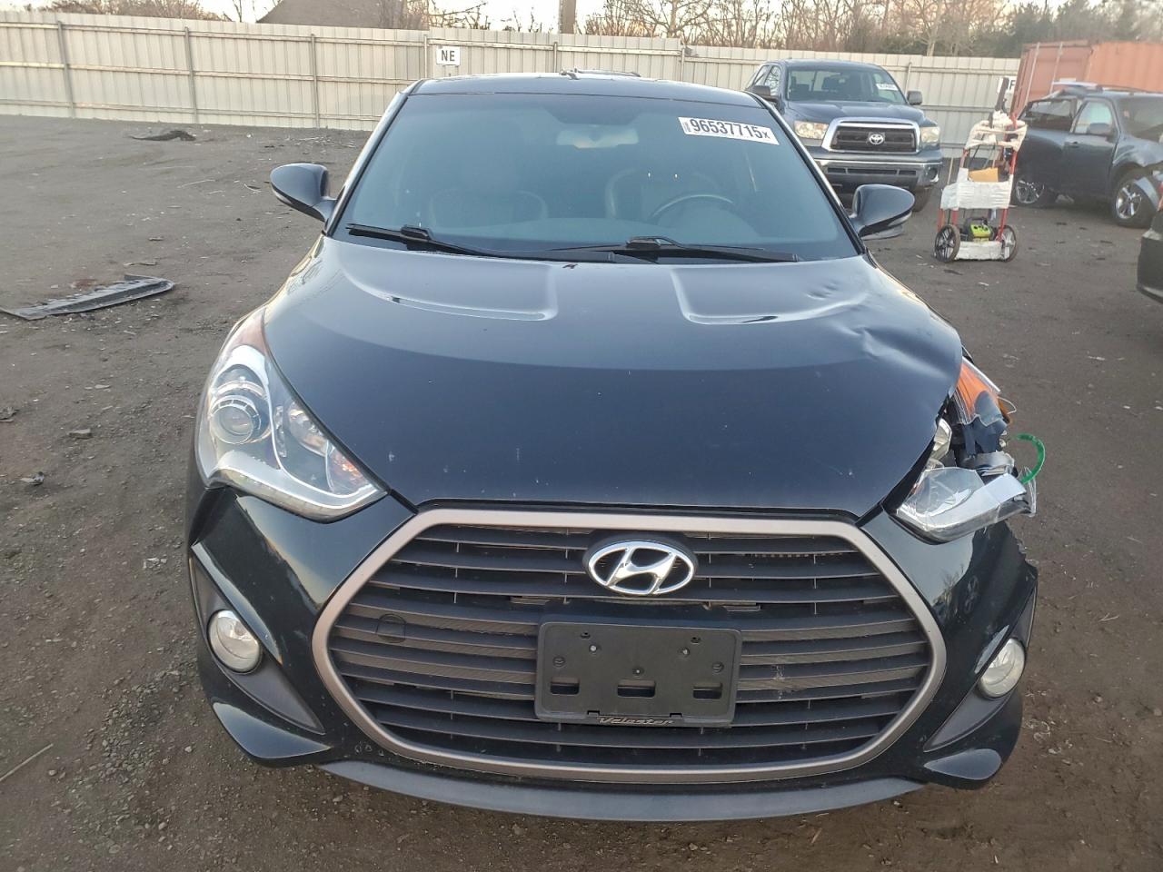 2016 HYUNDAI VELOSTER TURBO photo 13