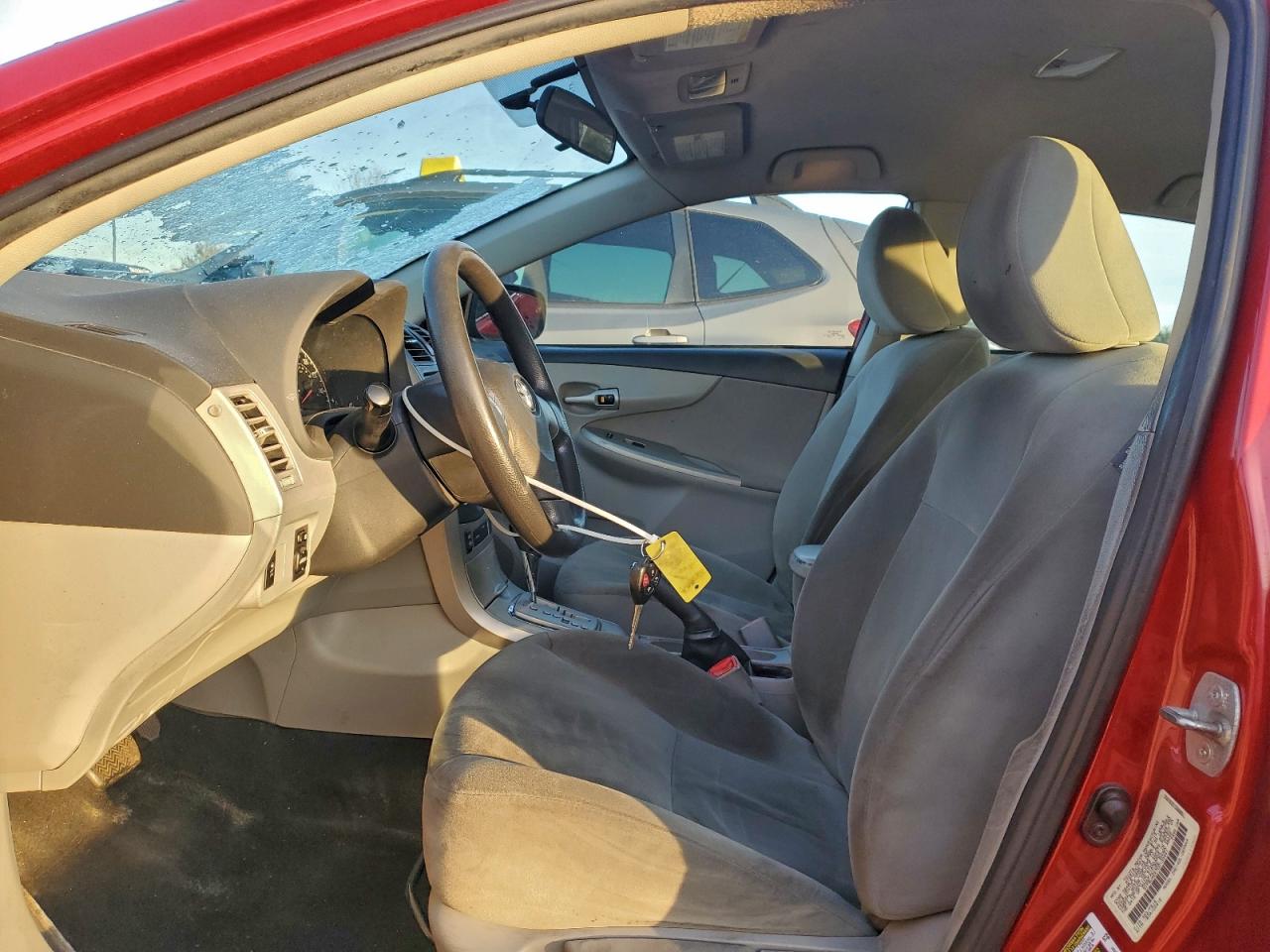 2013 TOYOTA COROLLA BASE photo 7