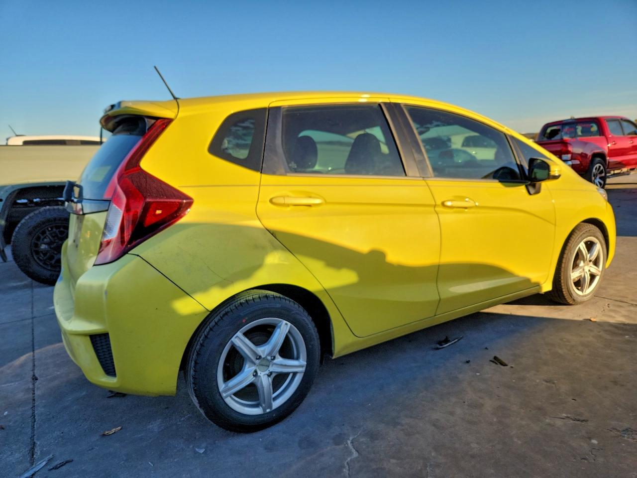 2015 HONDA FIT LX photo 3