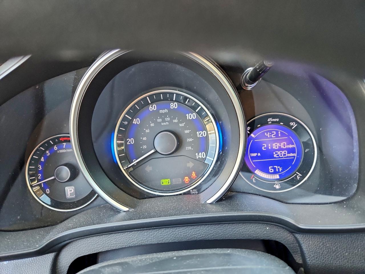2015 HONDA FIT LX photo 9
