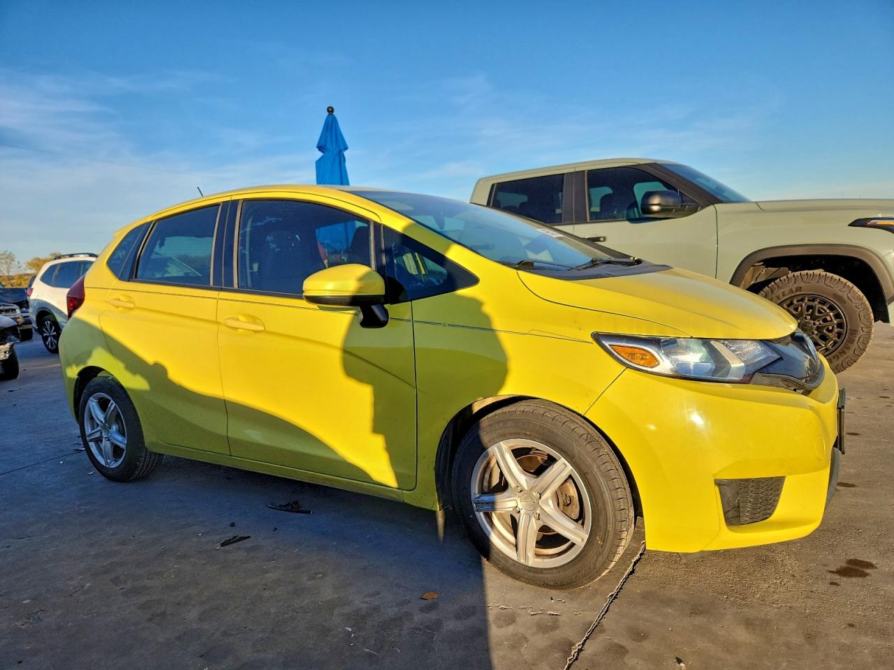 2015 HONDA FIT LX photo 4