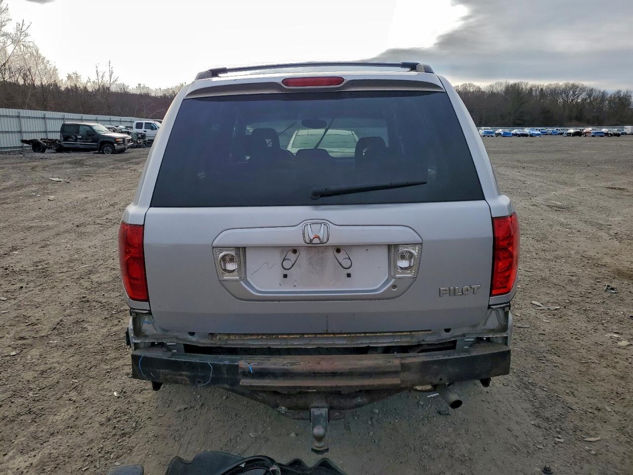 2003 HONDA PILOT EX photo 6