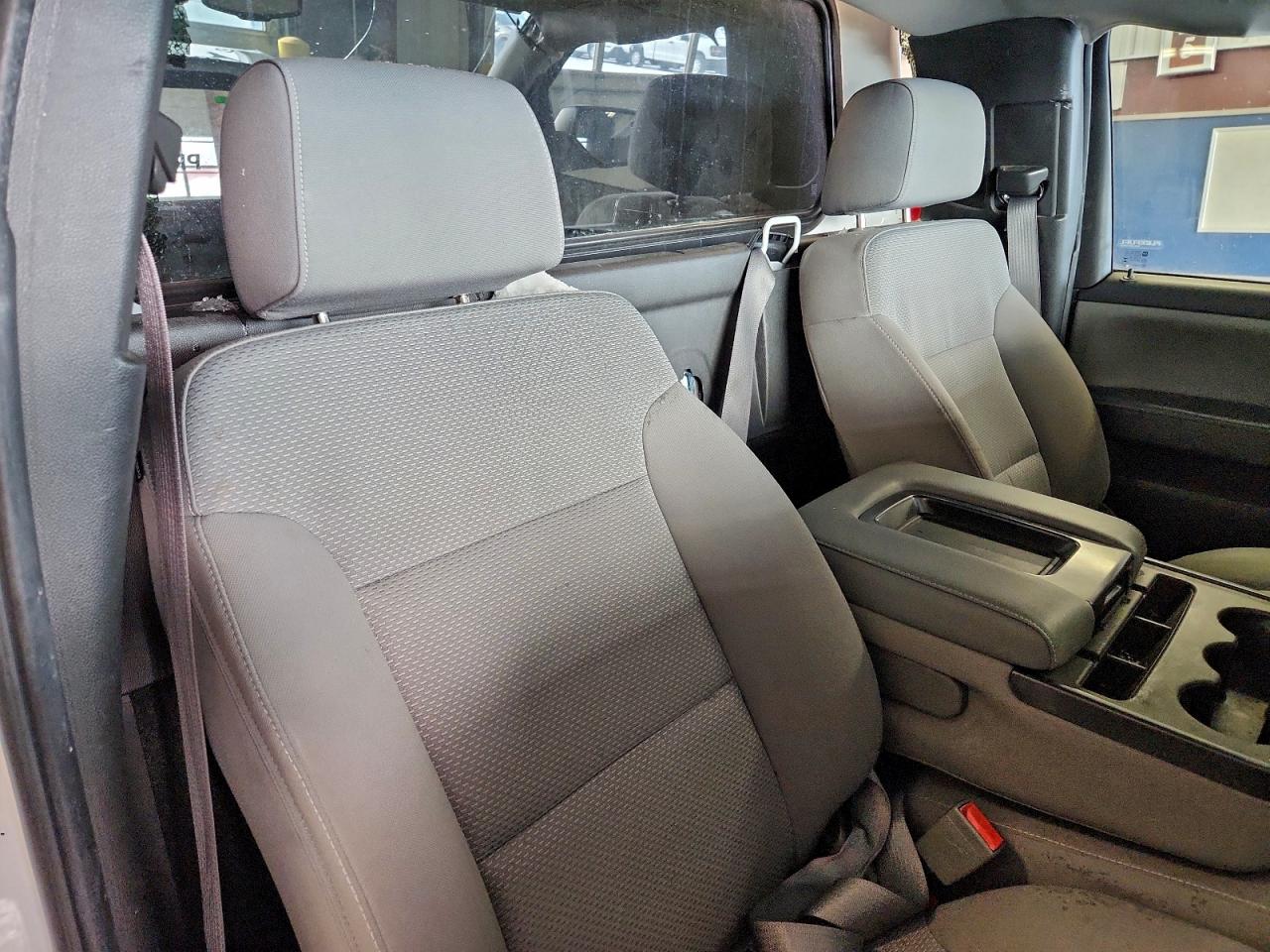 2015 CHEVROLET SILVERADO C1500 photo 10