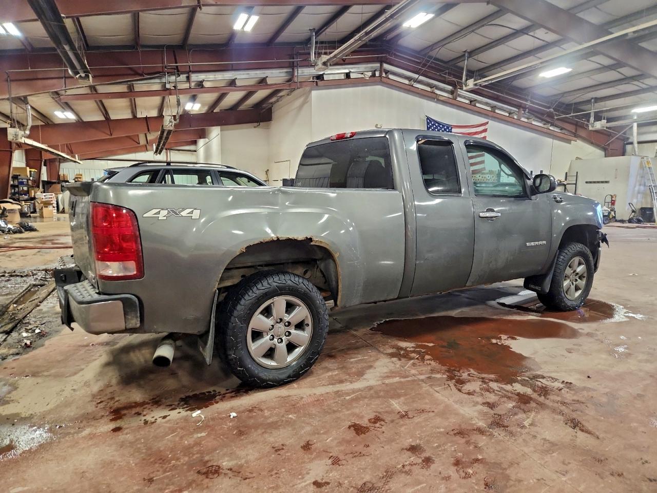 2011 GMC SIERRA K1500 SLE photo 3