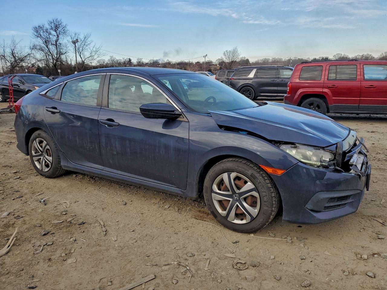 2016 HONDA CIVIC LX photo 4