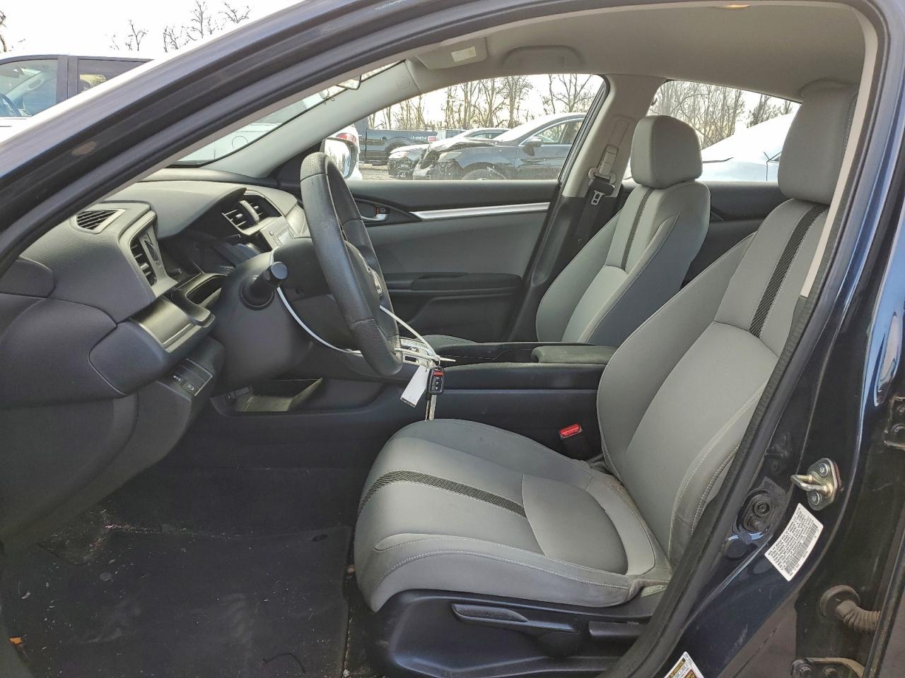 2016 HONDA CIVIC LX photo 7